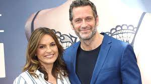 Mariska Hargitay Shares Rare Photo of Peter Hermann and Their 3 Kids in Father's Day Tribute