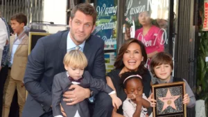 Mariska Hargitay Shares Rare Photo of Peter Hermann and Their 3 Kids in Father's Day Tribute