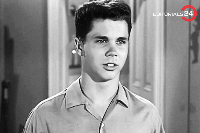 how old is tony dow