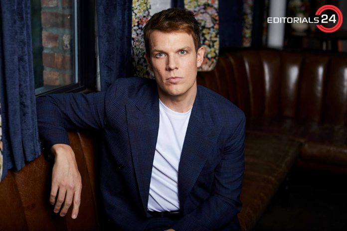how old is Jake Lacy