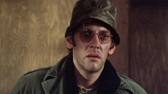 Did Donald Sutherland Play Hawkeye in the Movie Mash